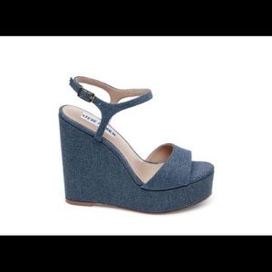 💎 Steve Madden Truce Denim Sandals 7.5 💎 NEW